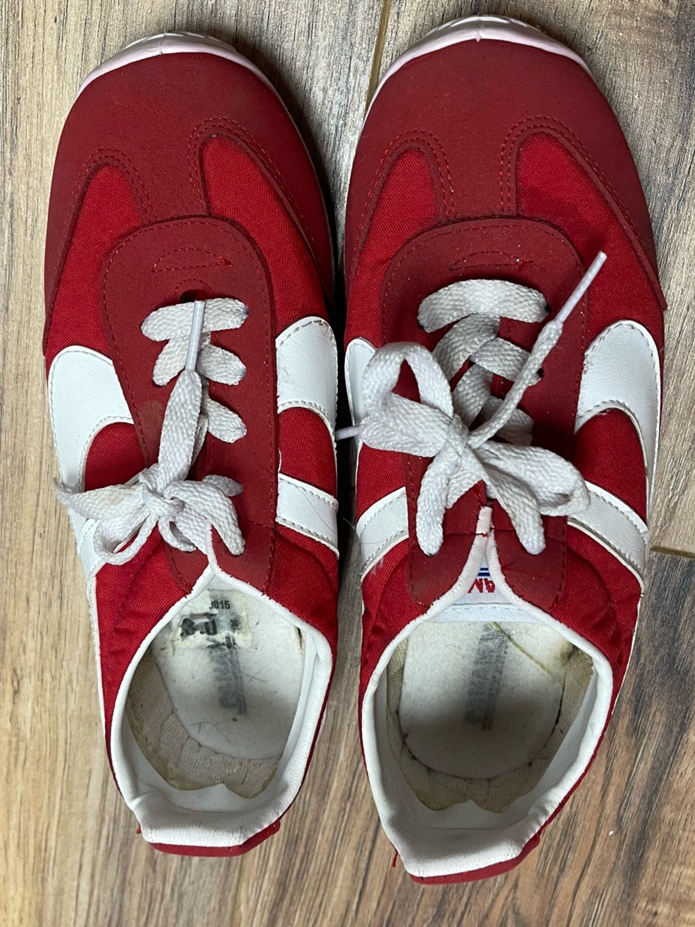 Panama Jack Red and White Men's Retro Runner Sneakers